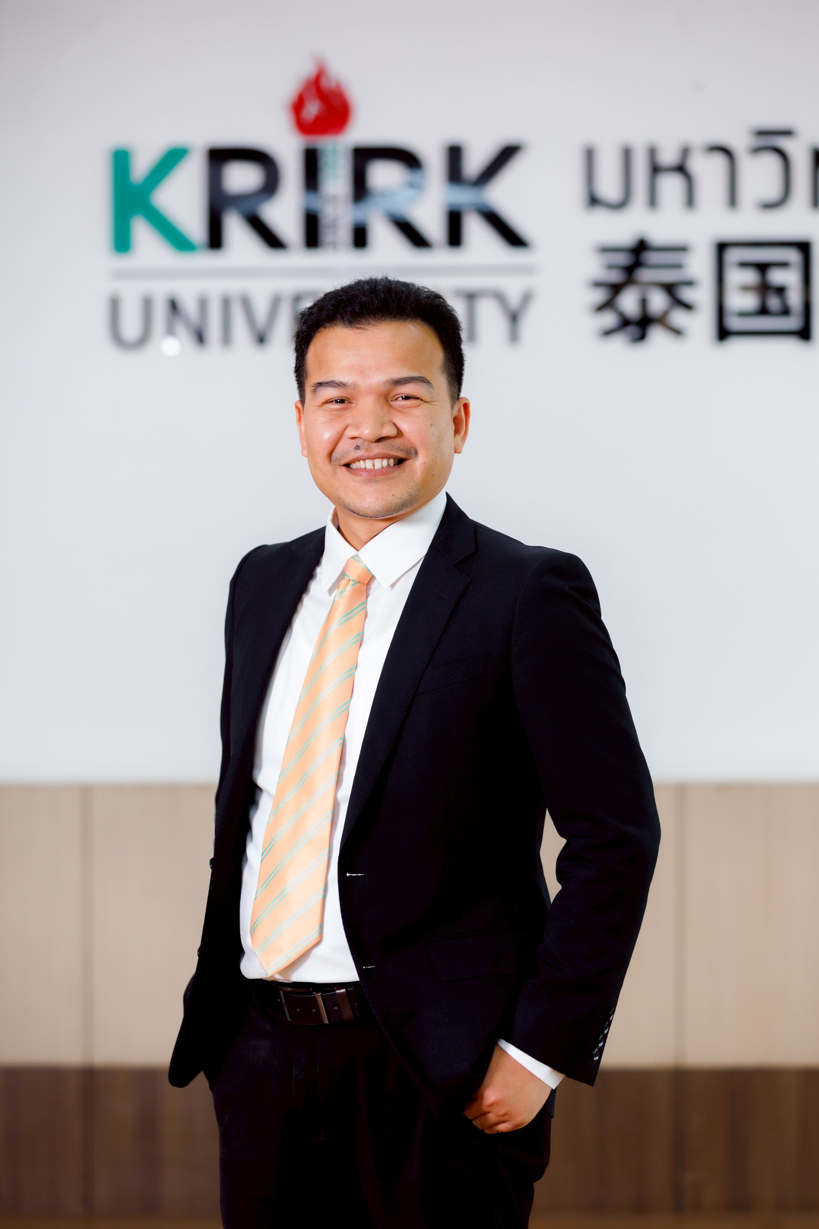 อาจารย์มูฮัมหมัด รักไทรทอง